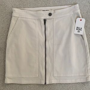 Billabong mini skirt